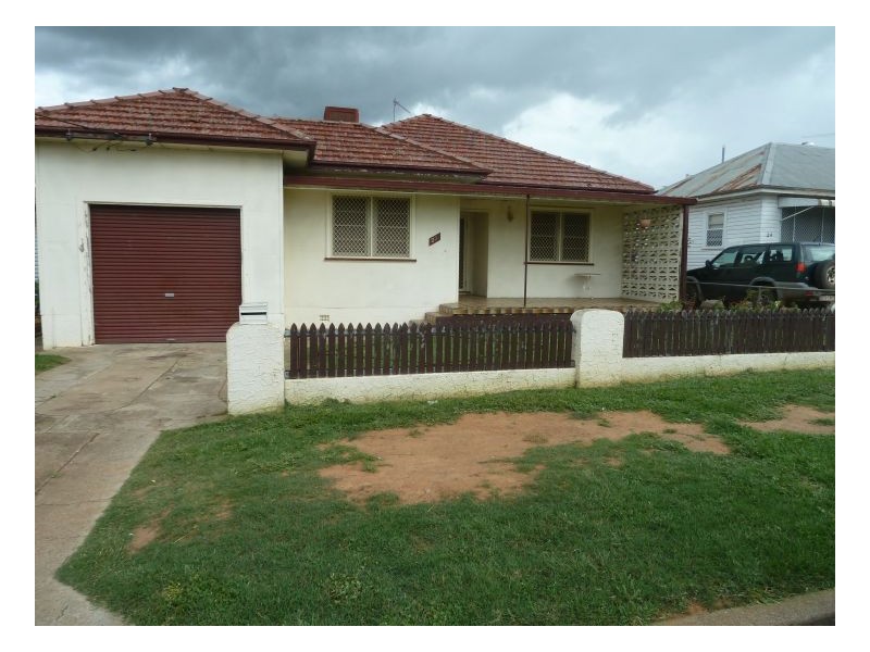 22 Kent Street, Tamworth NSW 2340