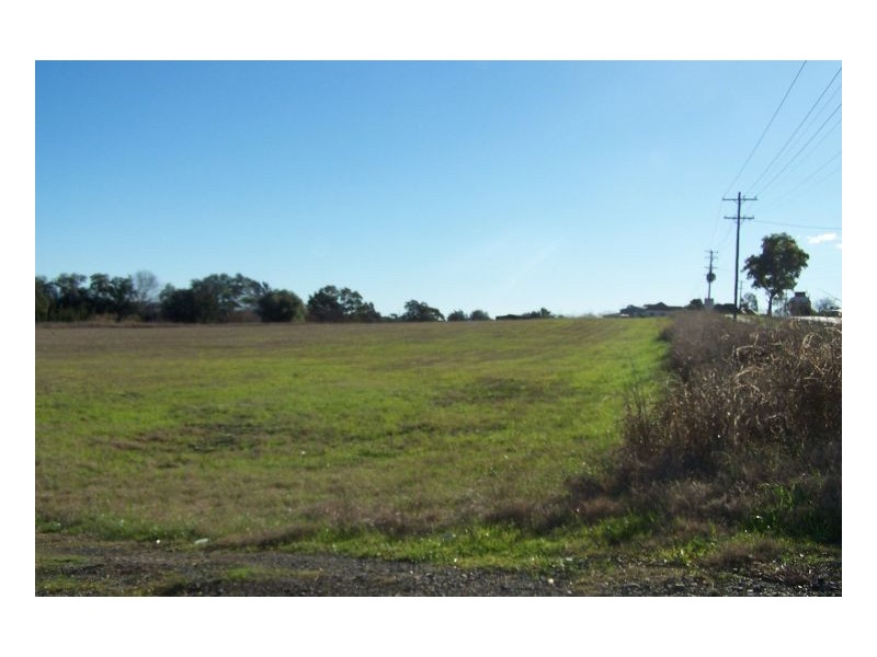 443-475 Armidale Road, Tamworth NSW 2340