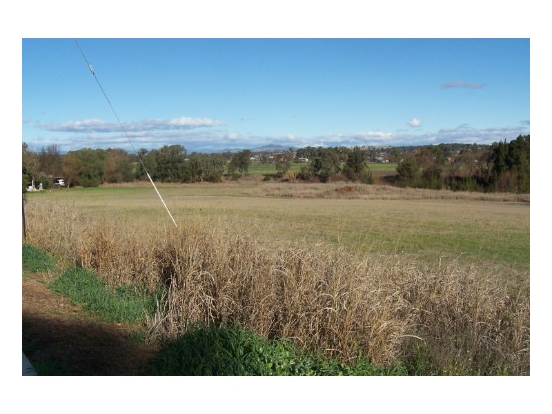 443-475 Armidale Road, Tamworth NSW 2340