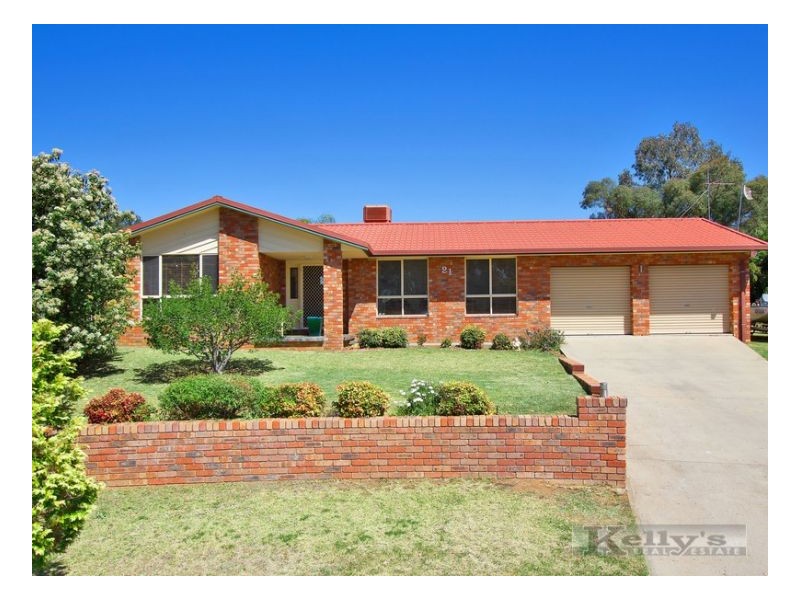21 Windhover Crescent, Tamworth NSW 2340