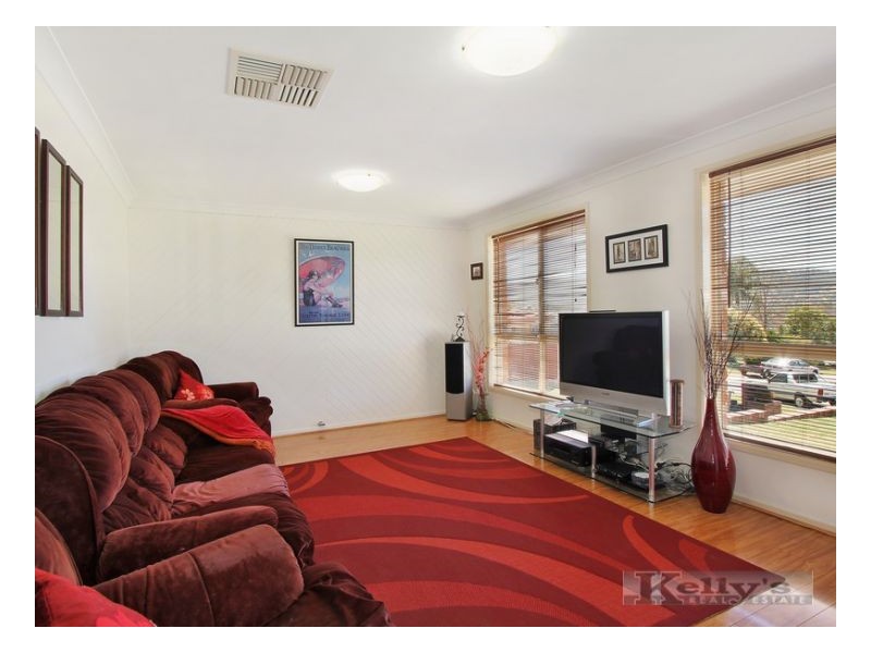 21 Windhover Crescent, Tamworth NSW 2340