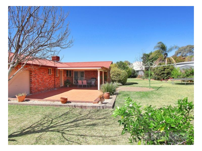 21 Windhover Crescent, Tamworth NSW 2340