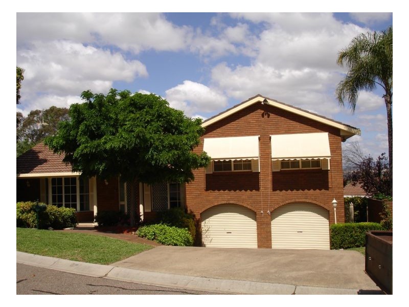 4 Waratah Place, Tamworth NSW 2340