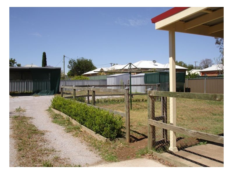 19 Vera Street, Tamworth NSW 2340