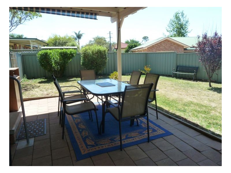 6b Mcdonald Crescent, Tamworth NSW 2340