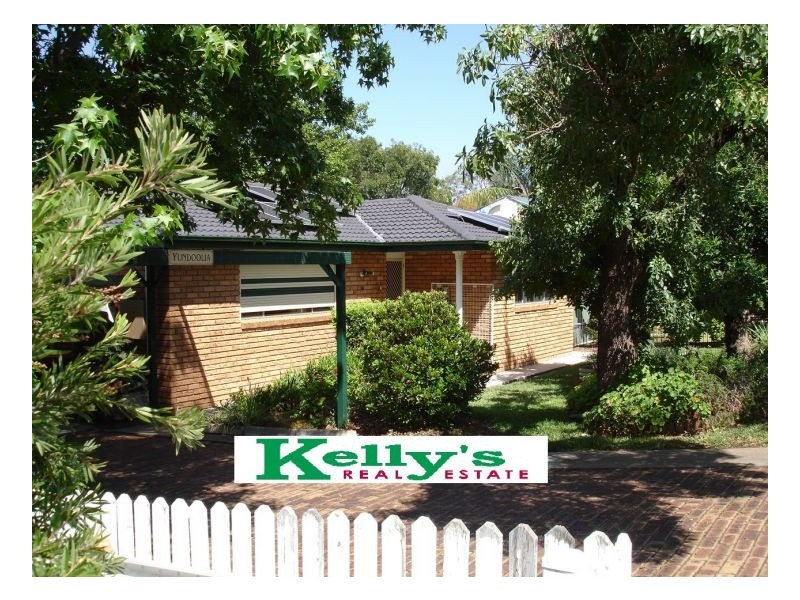 99 Manilla Road, Tamworth NSW 2340