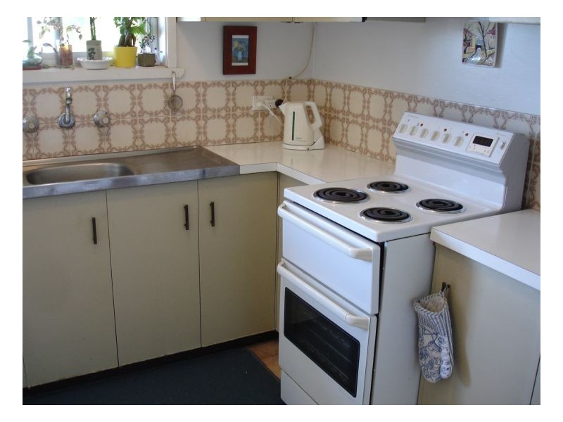 99 Manilla Road, Tamworth NSW 2340