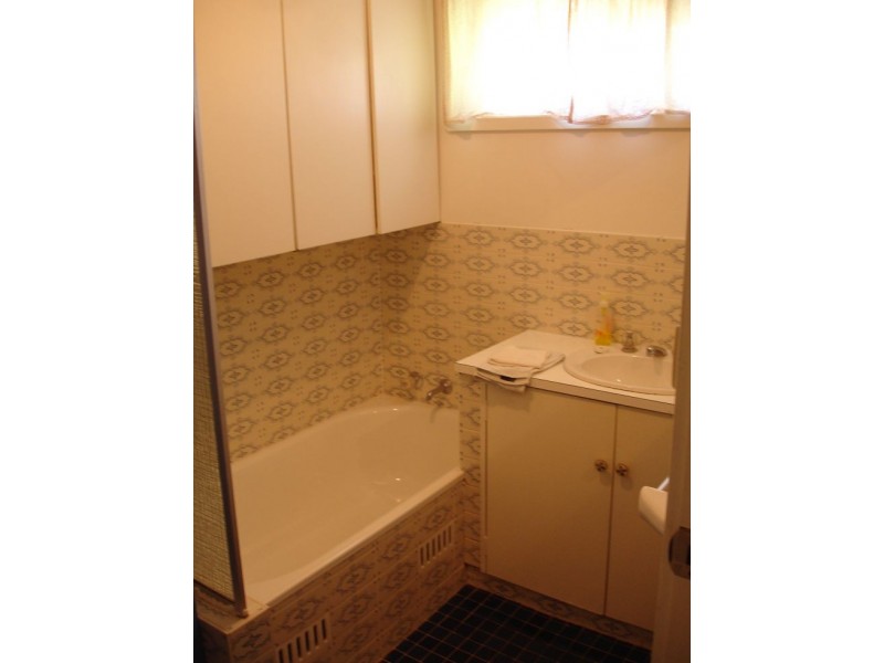 99 Manilla Road, Tamworth NSW 2340