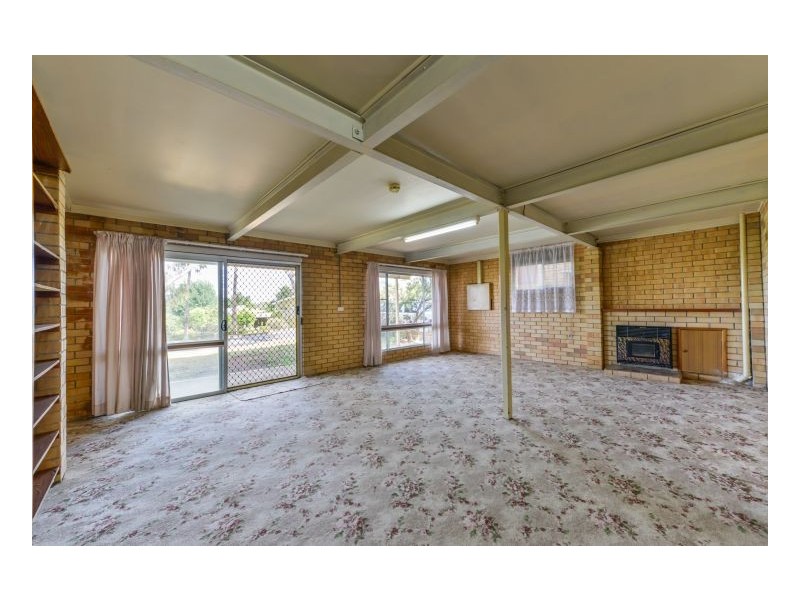 31 Hall Street, Tamworth NSW 2340