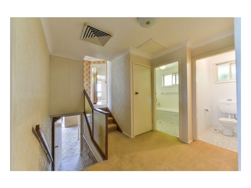 31 Hall Street, Tamworth NSW 2340