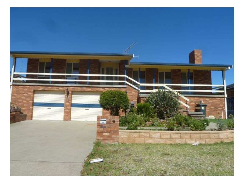 99 Garden Street, Tamworth NSW 2340