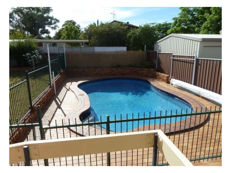 99 Garden Street, Tamworth NSW 2340