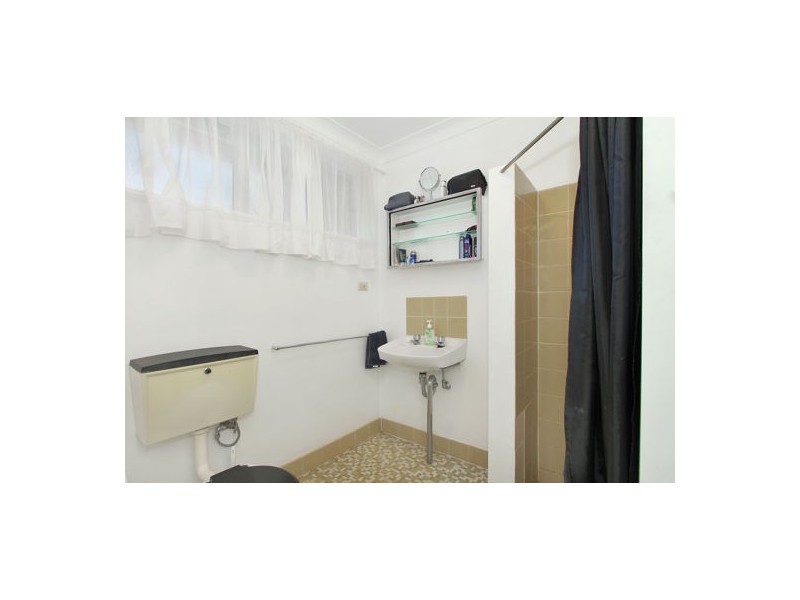 2/162A Carthage Street, Tamworth NSW 2340