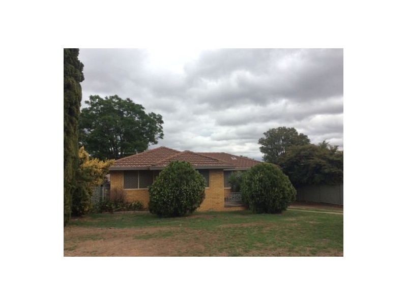 28 Cypress Street, Tamworth NSW 2340