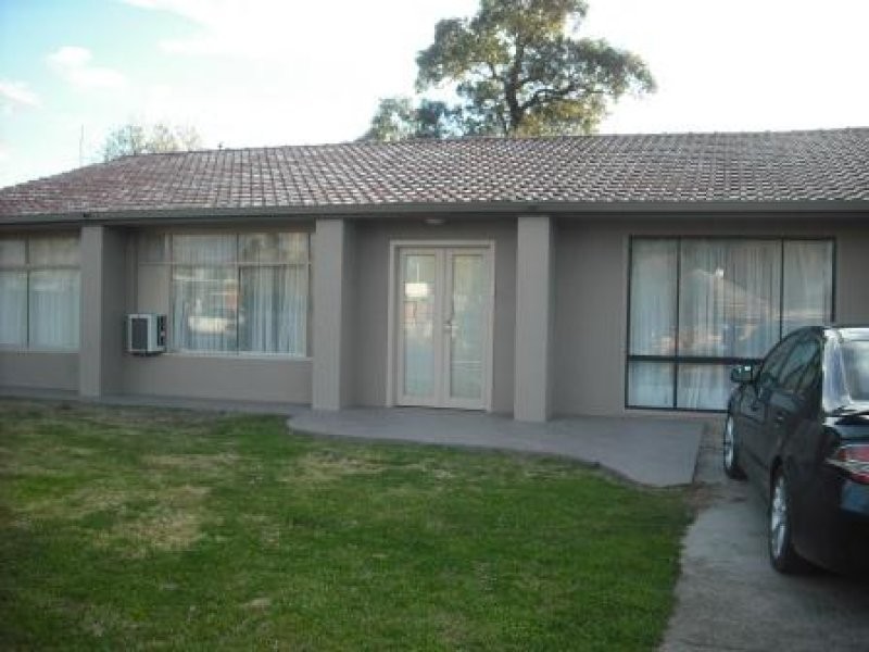 10 Edward Street, Tamworth NSW 2340