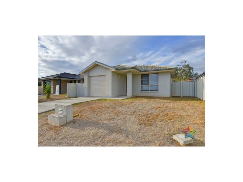 43A Fisher Road, Tamworth NSW 2340