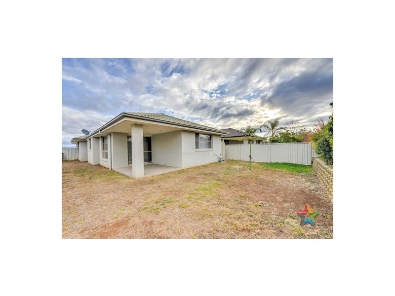 43A Fisher Road, Tamworth NSW 2340