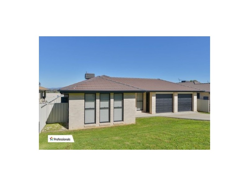 38 Fisher Road, Tamworth NSW 2340