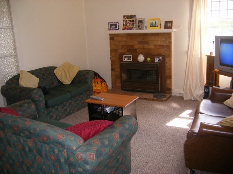 13 Thomas Street, Tamworth NSW 2340