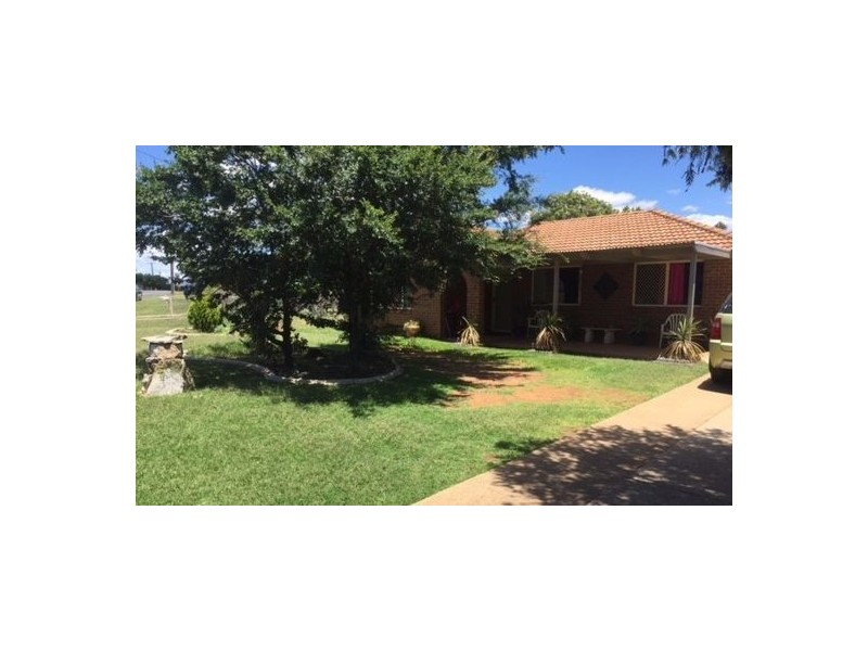 63 Warral Road, Tamworth NSW 2340