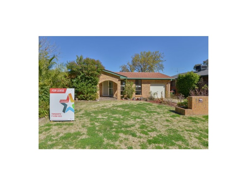 5 Woodbry Crescent, Tamworth NSW 2340