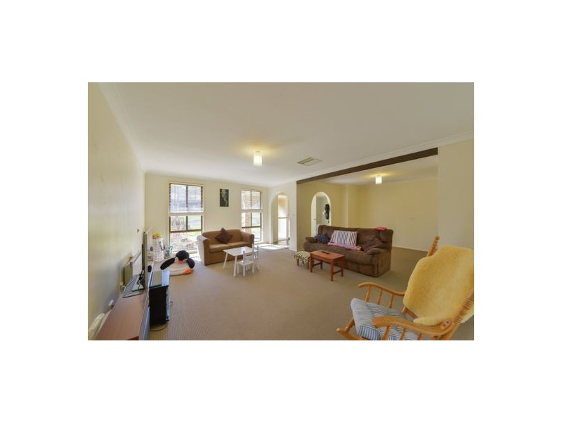 5 Woodbry Crescent, Tamworth NSW 2340