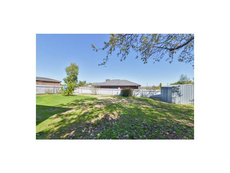 5 Woodbry Crescent, Tamworth NSW 2340