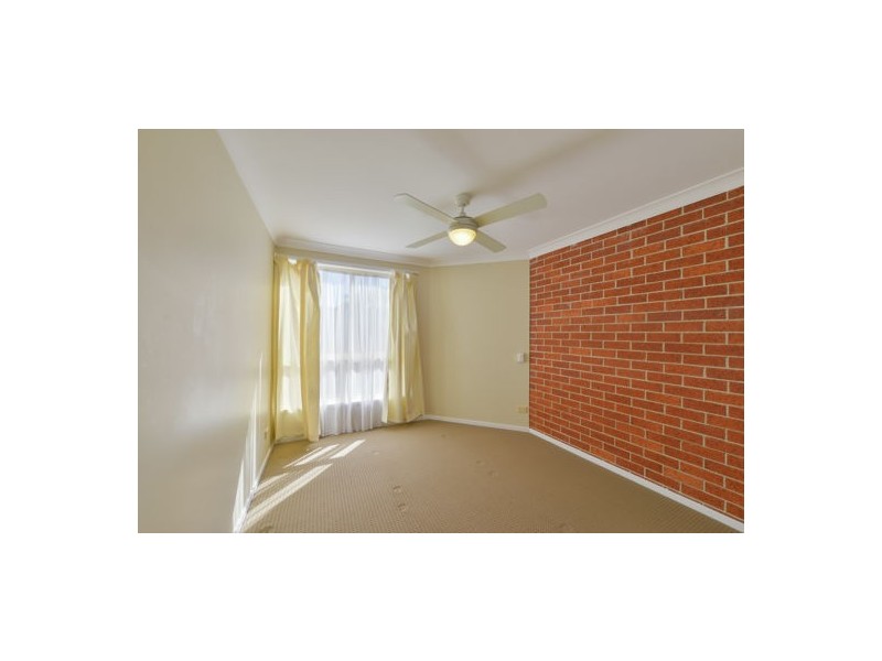 2/21 Illoura Street, Tamworth NSW 2340