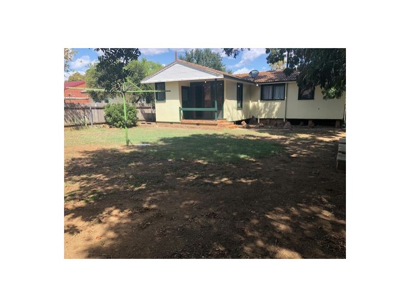 27 Cossa Street, Tamworth NSW 2340