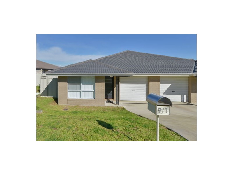 1/9 Kaputar Close, Tamworth NSW 2340