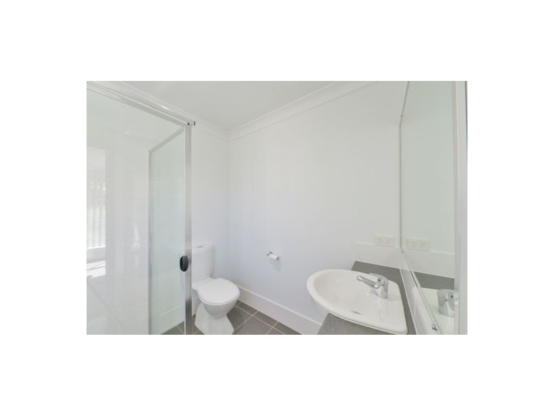 1/9 Kaputar Close, Tamworth NSW 2340