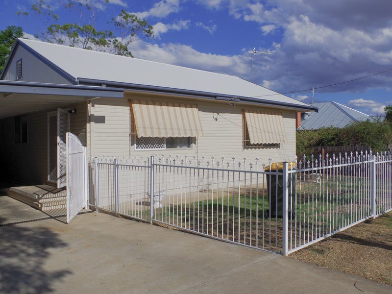 30 Diane Street, Tamworth NSW 2340