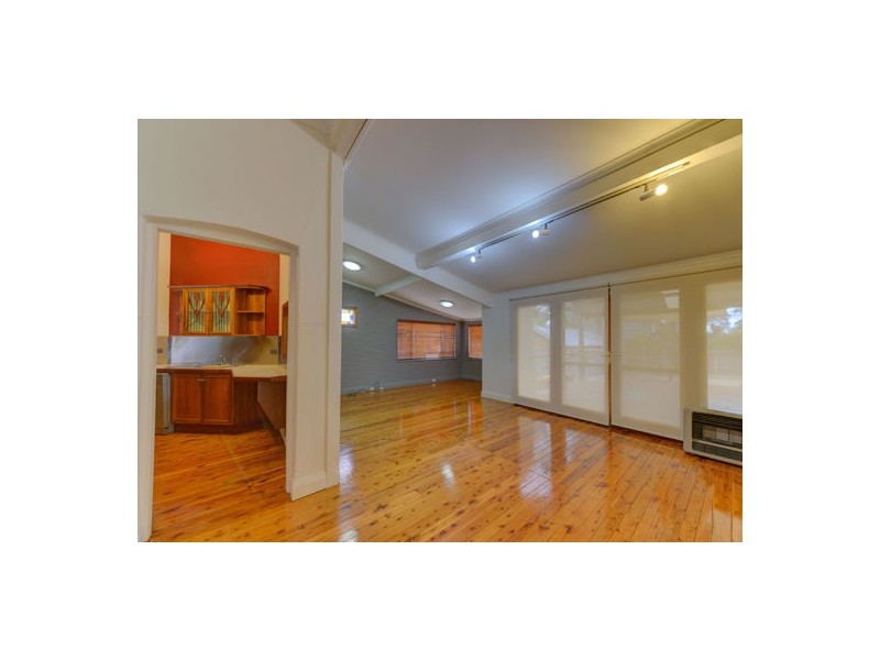 52 Roderick Street, Tamworth NSW 2340