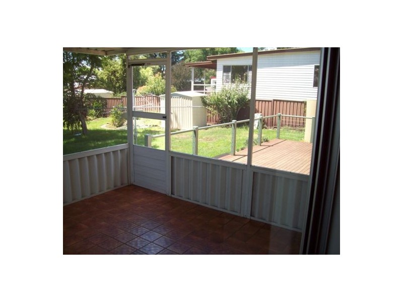 77 Oak Street, Tamworth NSW 2340