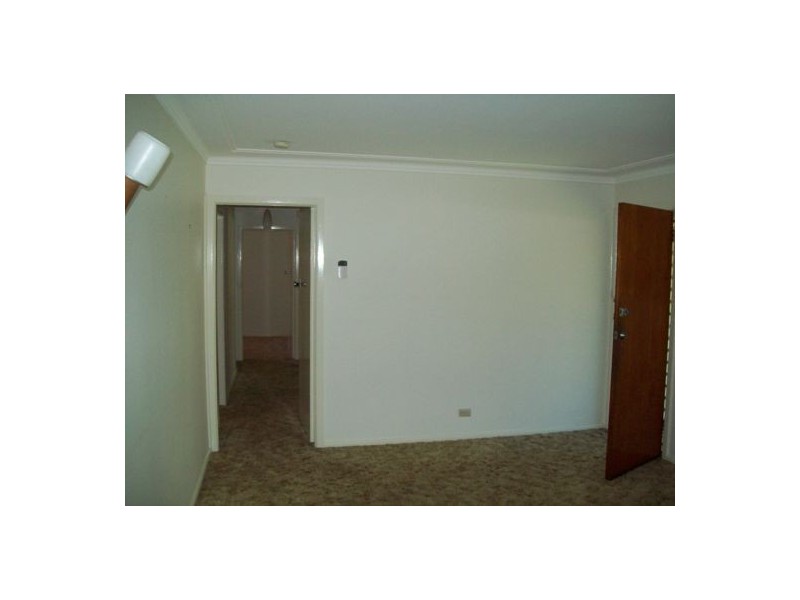 77 Oak Street, Tamworth NSW 2340