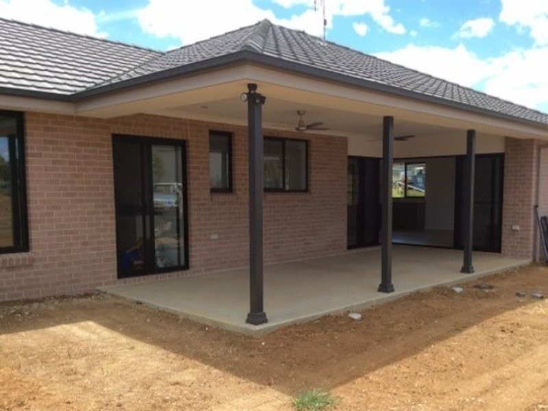 13 Blue Gum Road, Tamworth NSW 2340