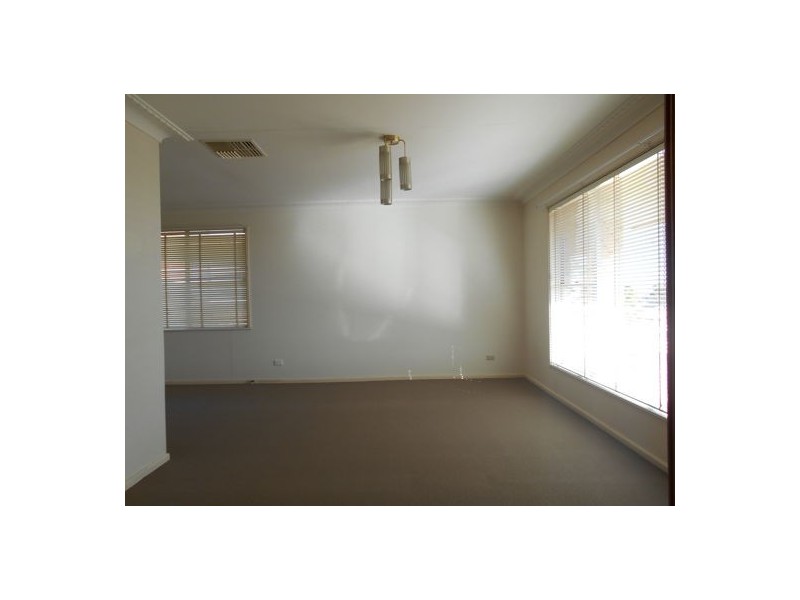 3 Quambi Street, Tamworth NSW 2340