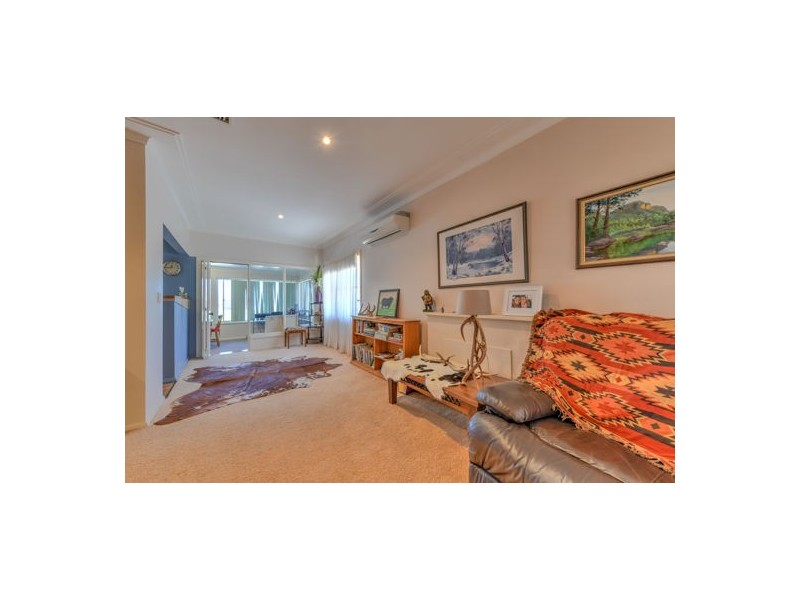 1 Hawthorne Avenue, Tamworth NSW 2340