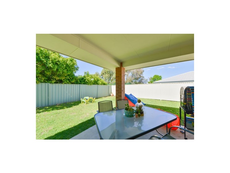 22 Gungurru Close, Tamworth NSW 2340