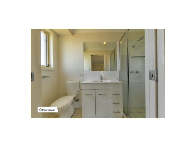 8 Orley Drive, Tamworth NSW 2340