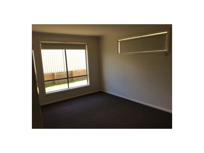 63 Denman Ave, Kootingal NSW 2352