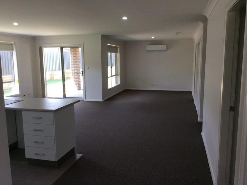 77 Denman Avenue, KOOTINGAL, Tamworth NSW 2340