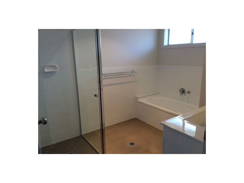 77 Denman Avenue, KOOTINGAL, Tamworth NSW 2340