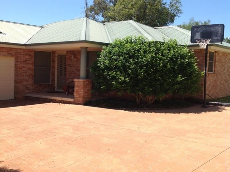 2/45 Peregrine Avenue, Calala NSW 2340