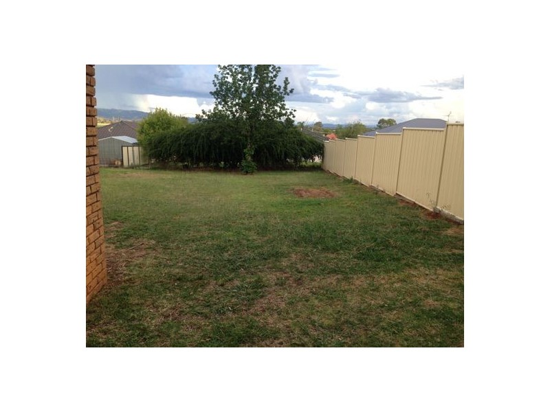 11 Graham Street, Tamworth NSW 2340