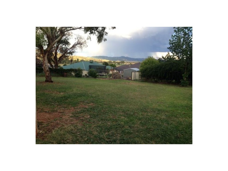 11 Graham Street, Tamworth NSW 2340