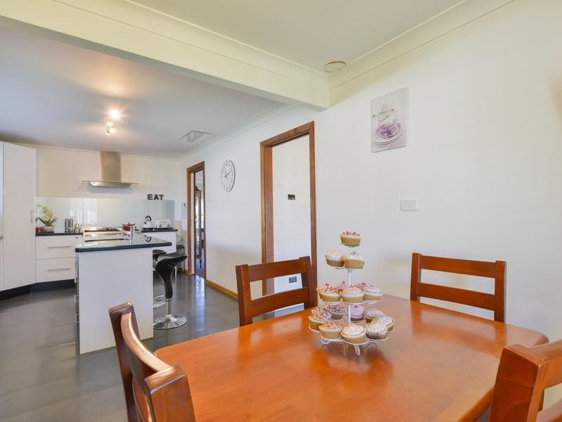 4 Karenvar Avenue, Tamworth NSW 2340