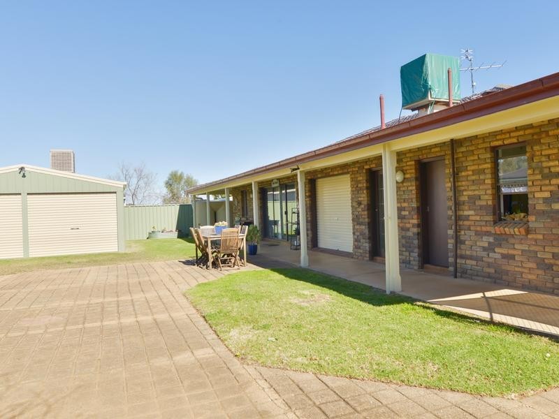 4 Karenvar Avenue, Tamworth NSW 2340