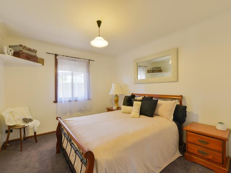 4 Karenvar Avenue, Tamworth NSW 2340