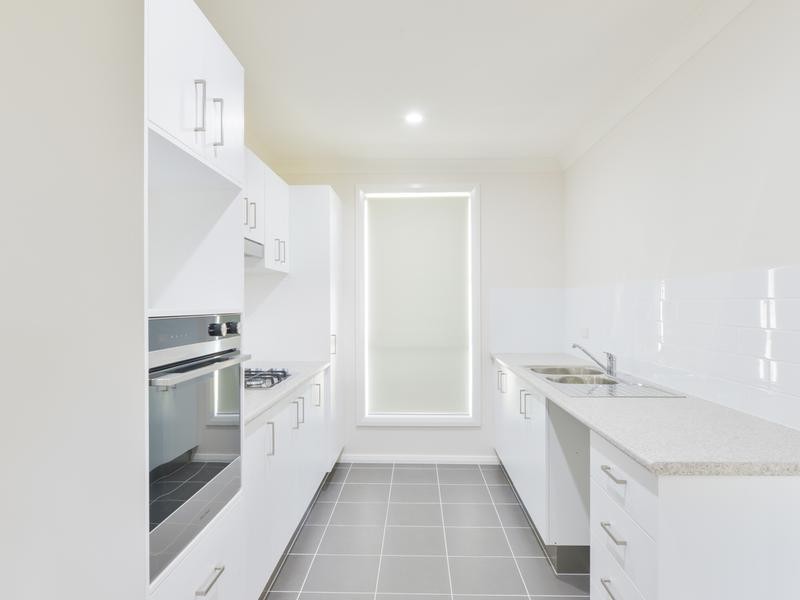 2A Reginald Drive, Kootingal NSW 2352